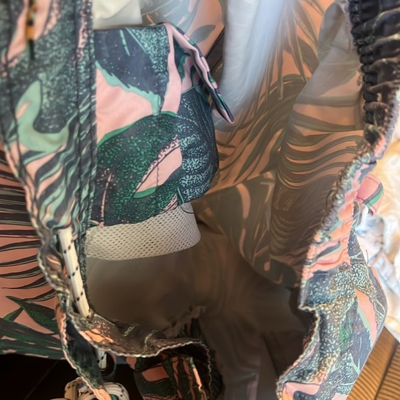 St. John’s Bay Medium Swim Trunks - Picture 3 of 5